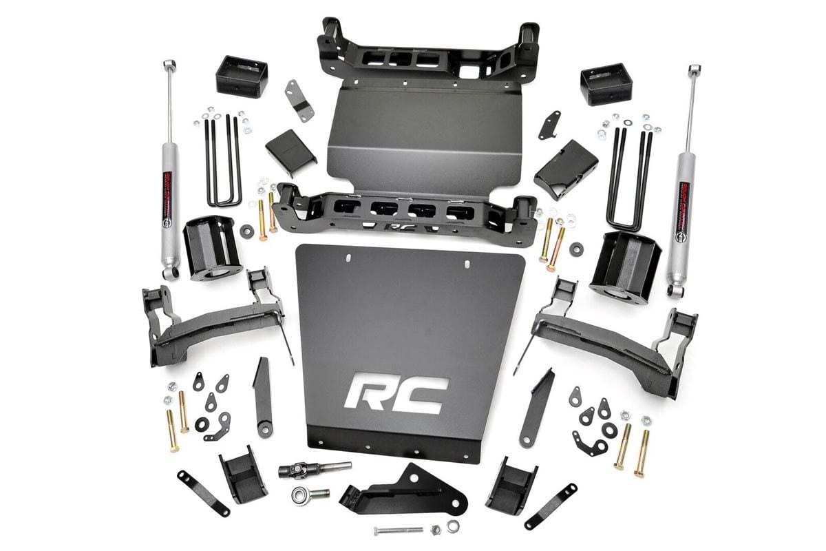 Rough Country 29130 5 Inch Lift Kit | Bracket | Chevy Silverado & GMC Sierra 1500 4WD (2014-2018 & Classic) - Image 1
