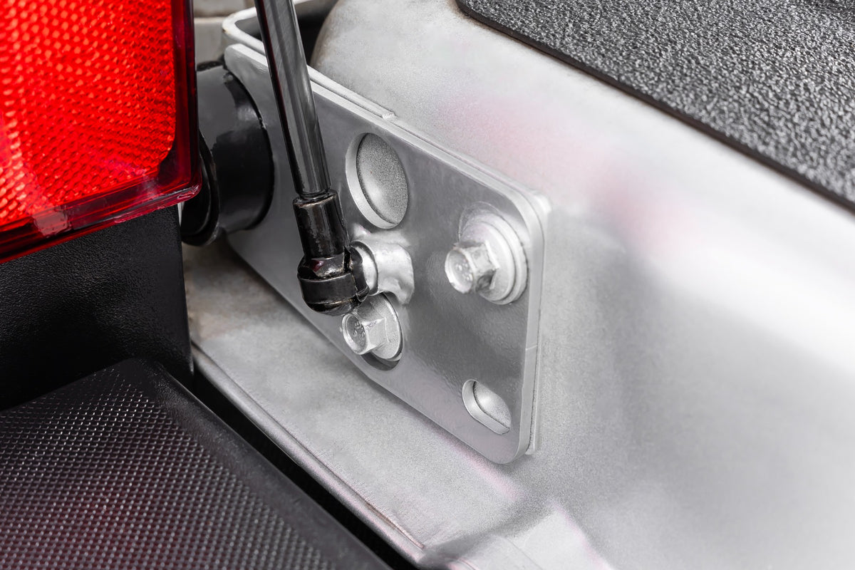 Rough Country 73222 Tailgate Assist | Ford F-150/F-250/F-350 2WD/4WD (2015-2026) - Image 4