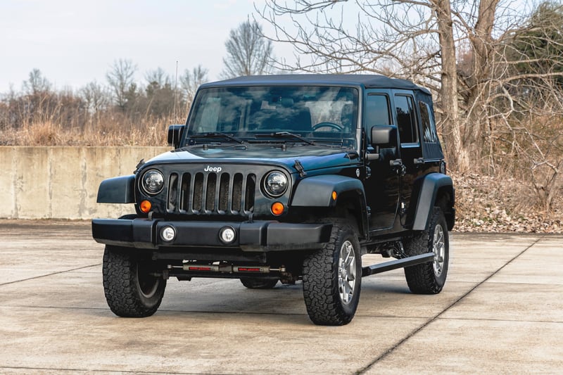 RC Power Running Boards | 4 Door | Jeep Wrangler Unlimited 2WD/4WD (2007-2018) (manufacturer page)