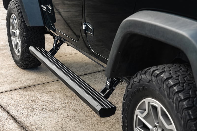 RC Power Running Boards | 4 Door | Jeep Wrangler Unlimited 2WD/4WD (2007-2018) (manufacturer page)