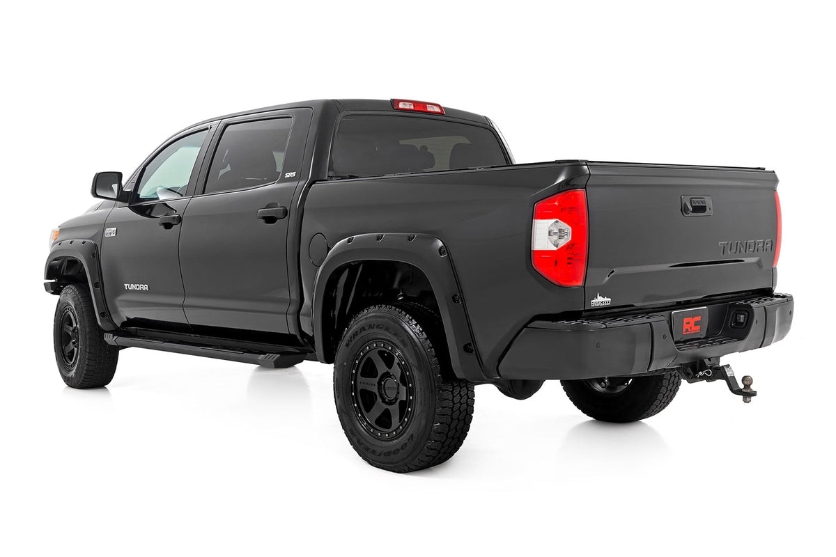 HD2 Aluminum Running Boards | Crewmax Cab | Toyota Tundra 2WD/4WD (2007-2021) - Steps & Runningboard (Image 3 of 6)