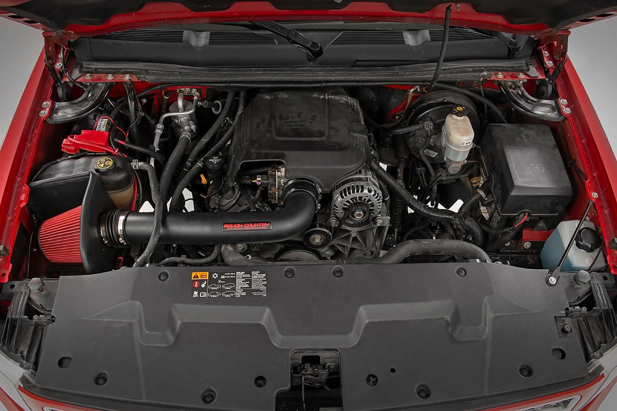 Cold Air Intake Kit | Cadillac Escalade 2WD/4WD (2009-2014) - Performance (Image 2 of 3)