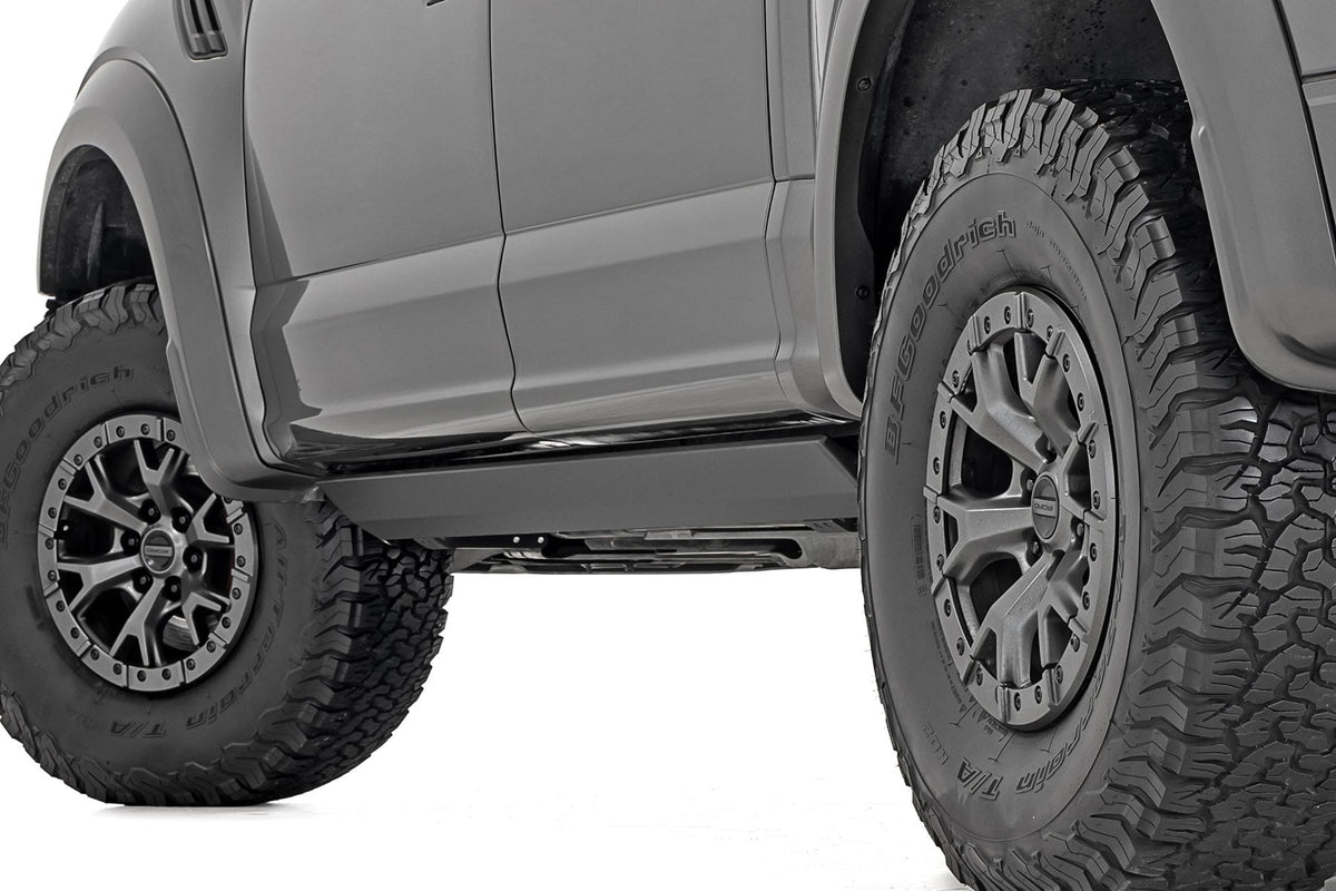 Power Running Boards | Dual Electric Motor | Crew Cab | Ford F-150/Lightning/F-250/F-350/Raptor (15-26) - Steps & Runningboard (Image 4 of 6)