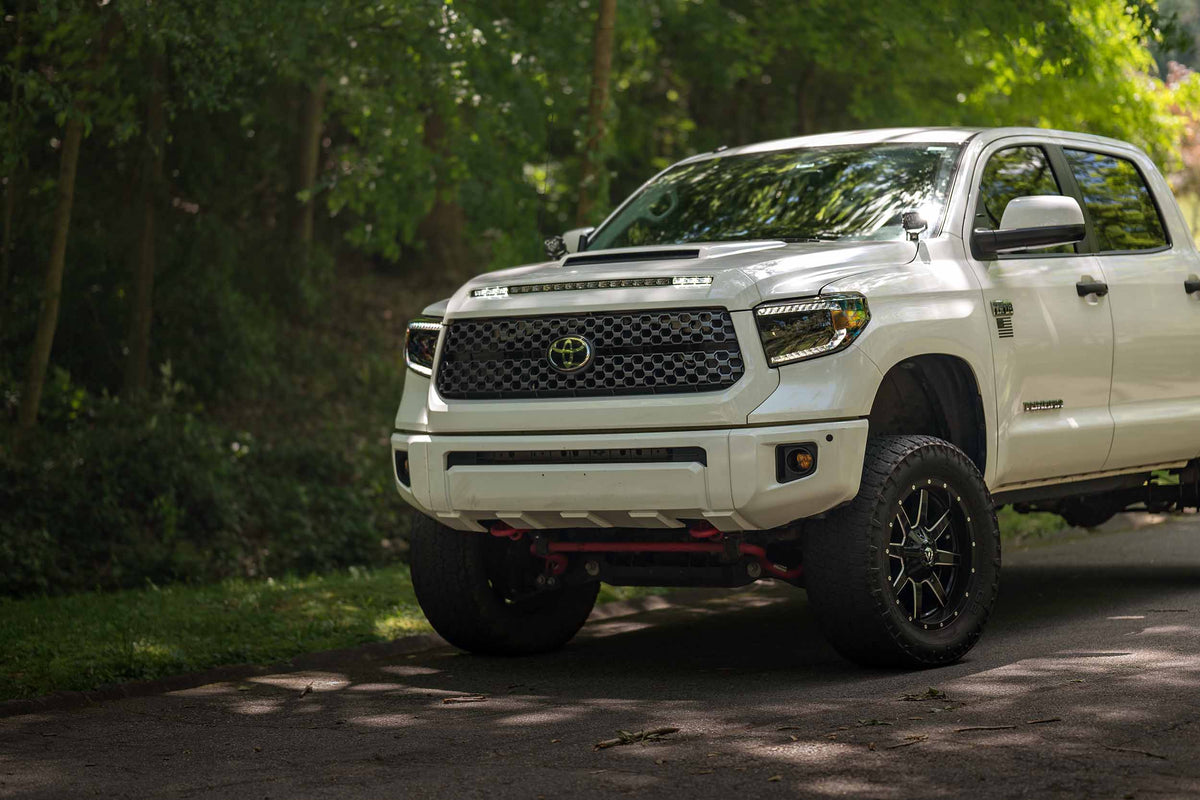 14-21 Tundra White DRL Heads and Red Tails - Kits (Image 2 of 3)