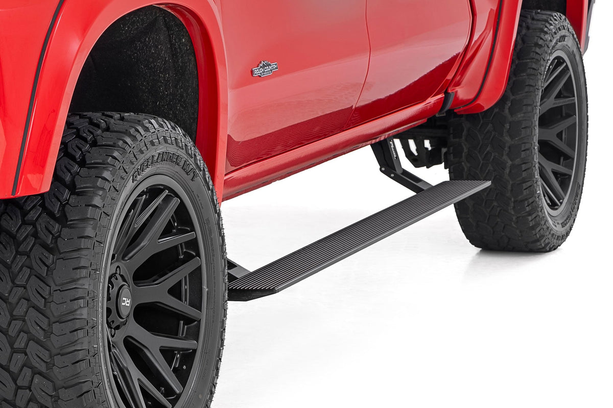 Power Running Boards | Dual Electric Motor | Crew Cab | Chevy/GMC 1500/2500HD/3500HD (19-26) - Steps & Runningboard (Image 3 of 6)