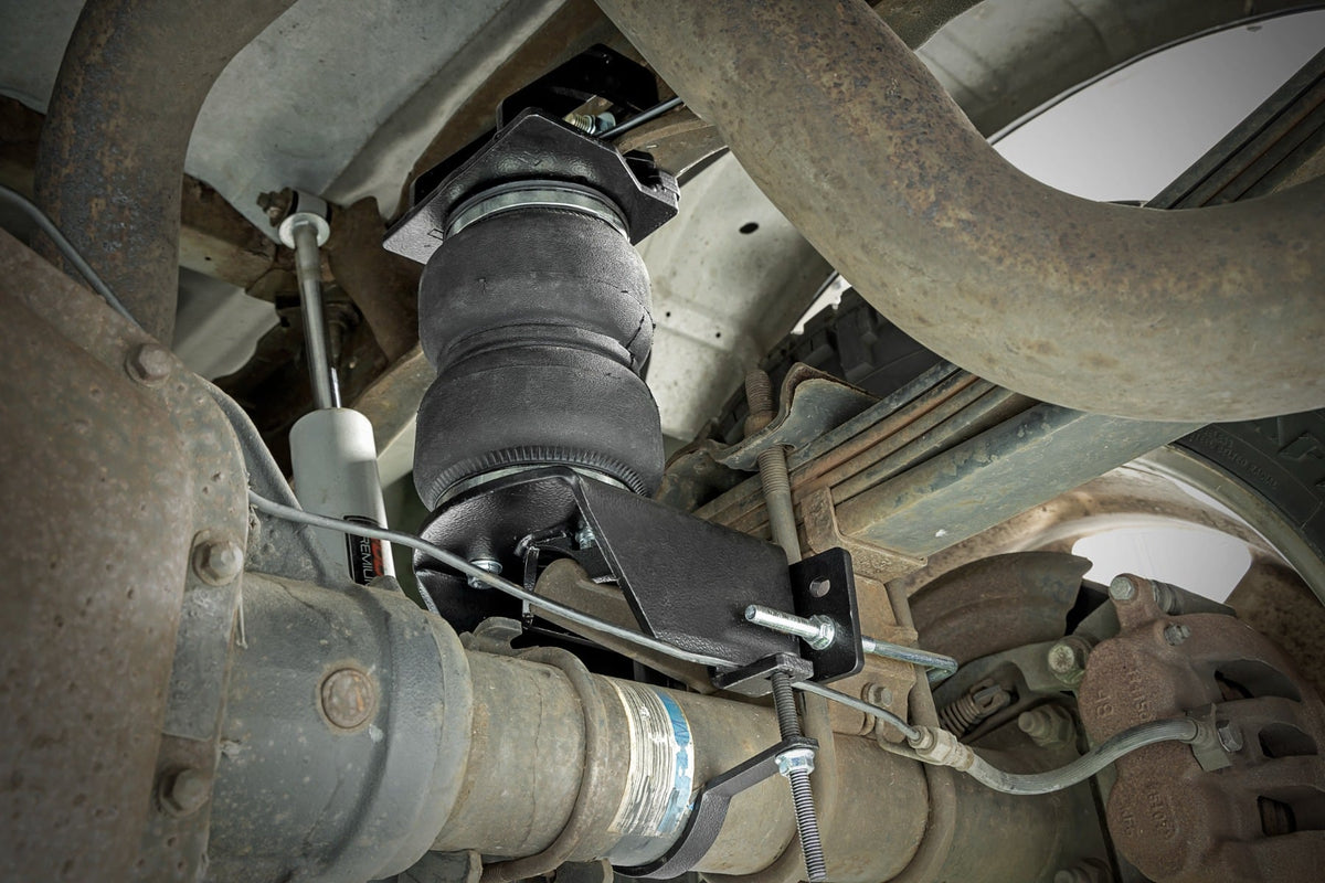 Air Spring Kit w/compressor | Wireless Controller | Ford F-250/F-350 Super Duty (05-16) - Air Spring Kits (Image 4 of 5)