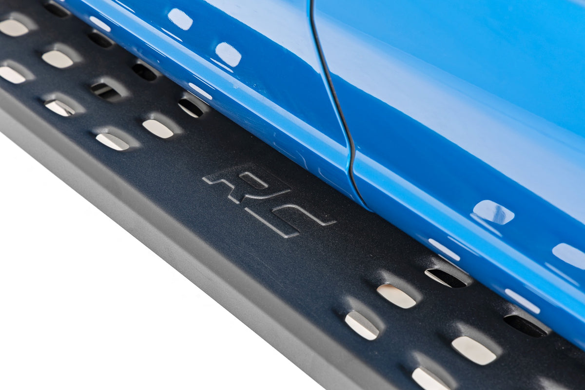 RPT2 Running Board | Crew Cab | Black | Ford F-150/Lightning/F-250/F-350/Raptor (15-26) - Steps & Runningboard (Image 2 of 6)