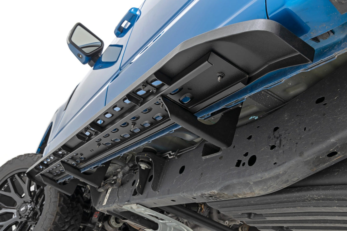 RPT2 Running Board | Crew Cab | Black | Ford F-150/Lightning/F-250/F-350/Raptor (15-26) - Steps & Runningboard (Image 3 of 6)