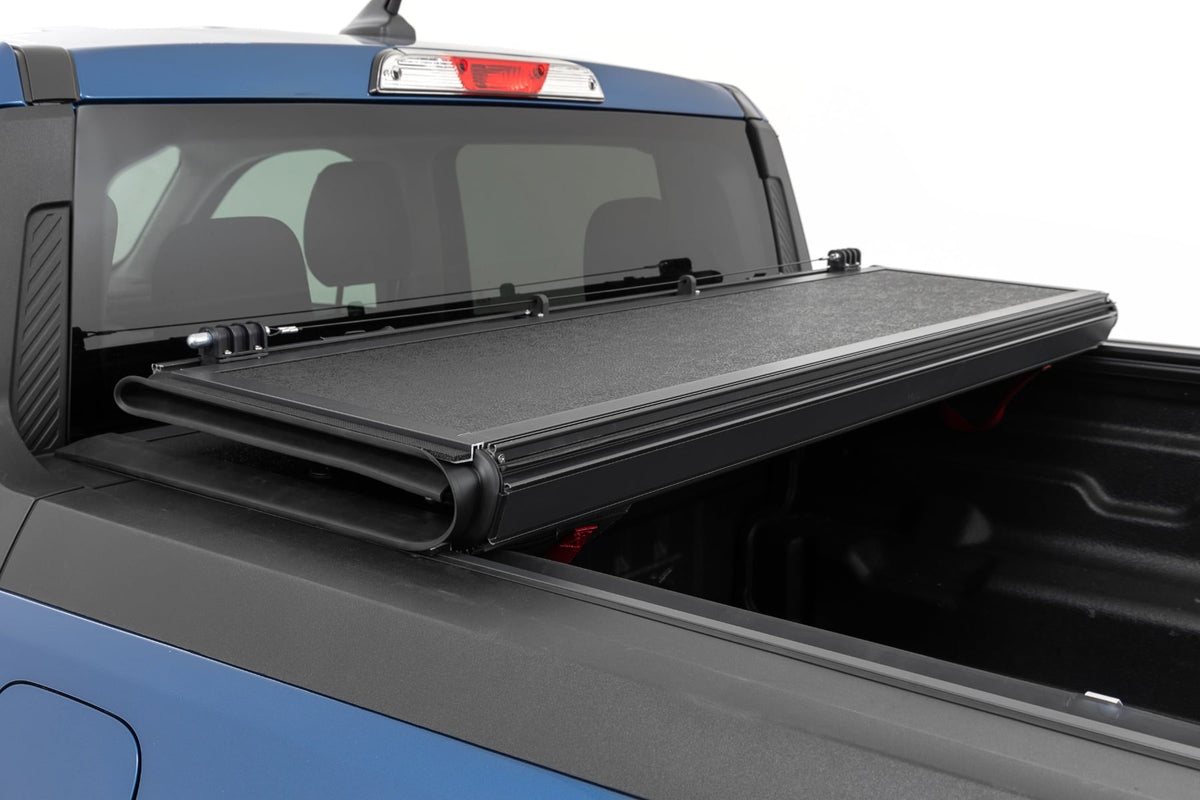 Hard Low Profile Bed Cover | 4'6" Bed | Ford Maverick 2WD/4WD (2022-2026) - Bed Covers (Image 4 of 6)