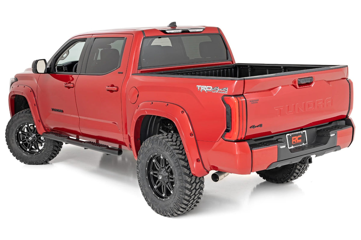 Oval Nerf Steps | Crew Cab | Black | Toyota Tundra 2WD/4WD (2022-2026) - Steps & Runningboard (Image 3 of 6)
