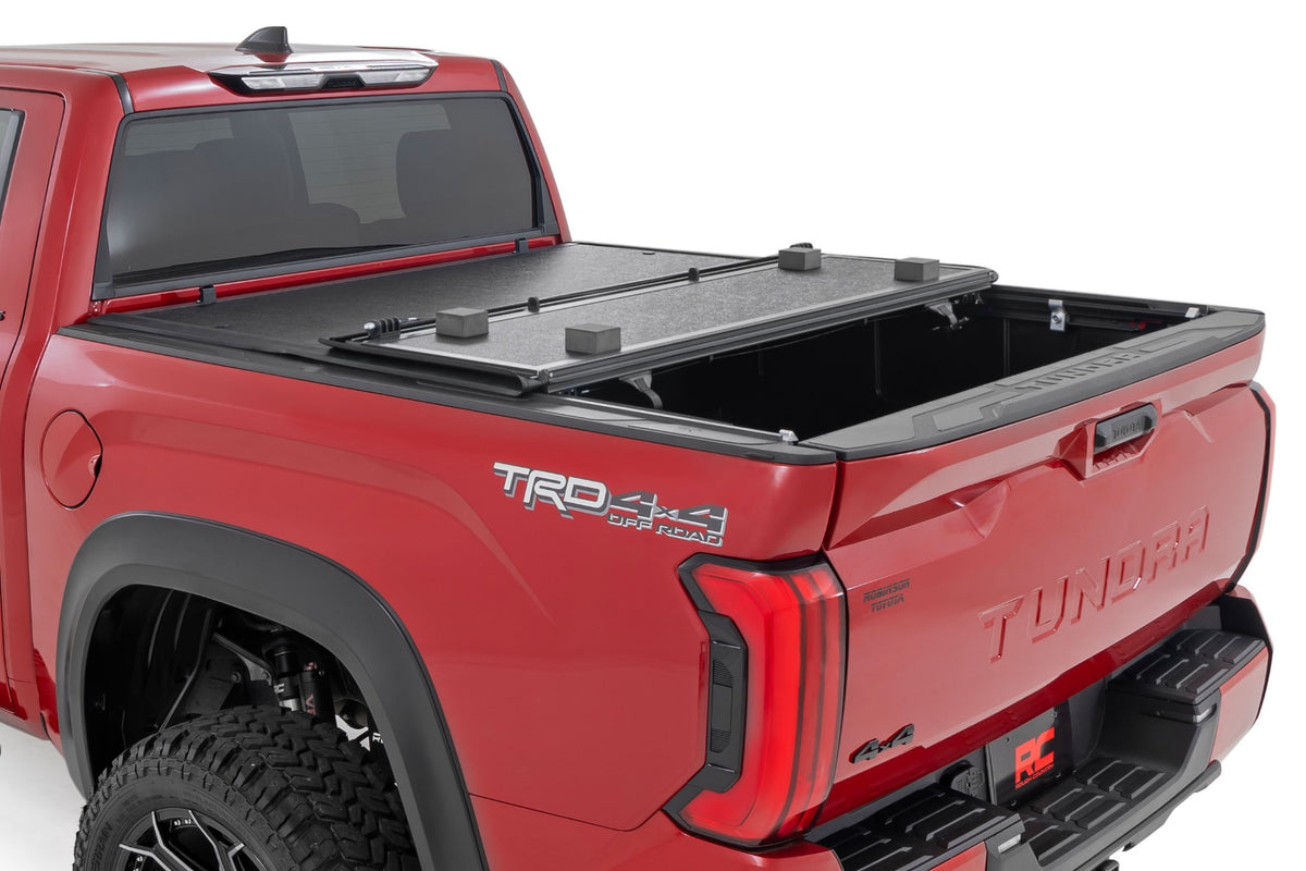 Hard Low Profile Bed Cover | 5'7" Bed | Cargo Mgmt | Toyota Tundra (22-26) - Bed Covers (Image 5 of 6)