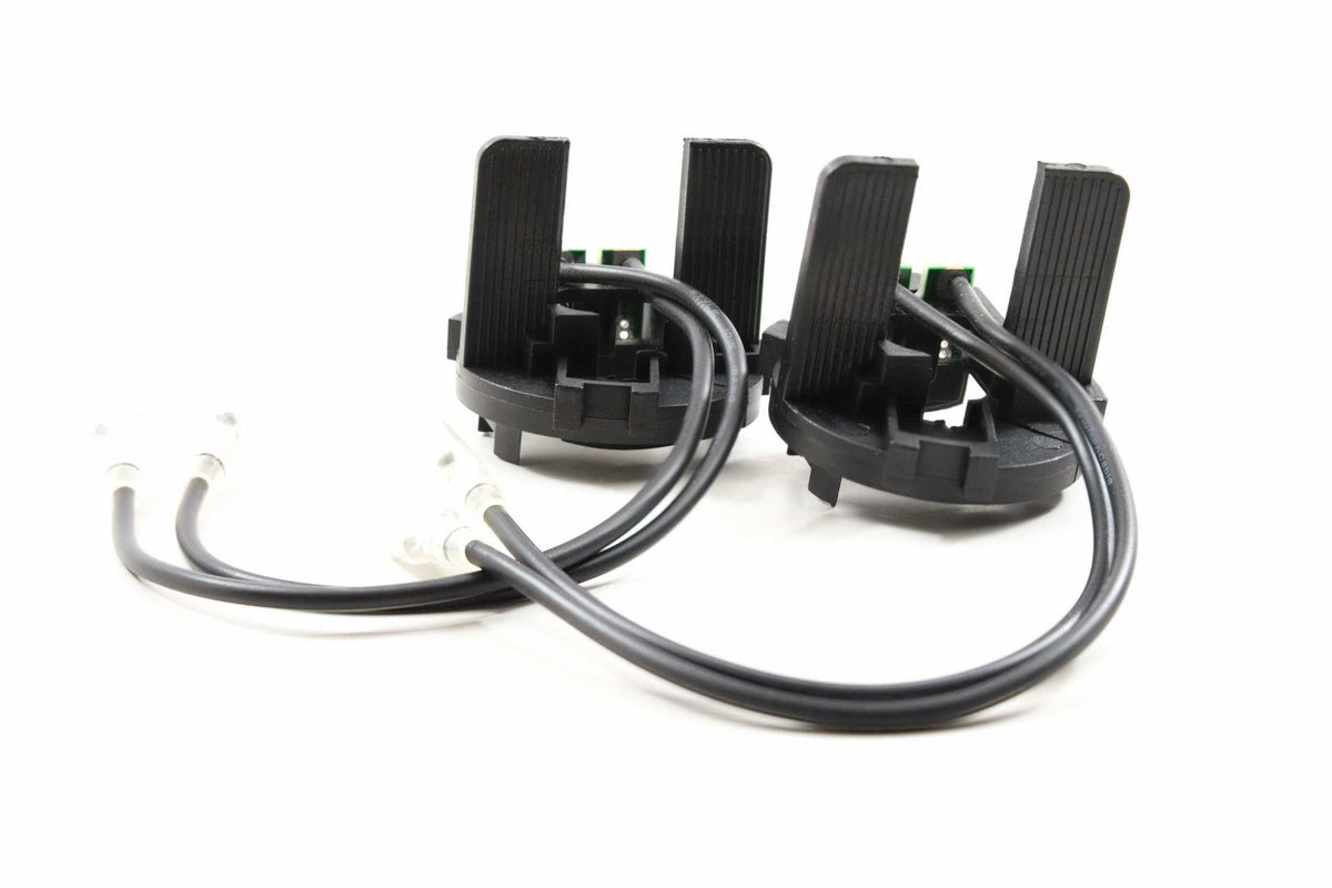 HID Adapter: VW MKVII: H7 - HID Bulb Adapters (Image 1 of 2)
