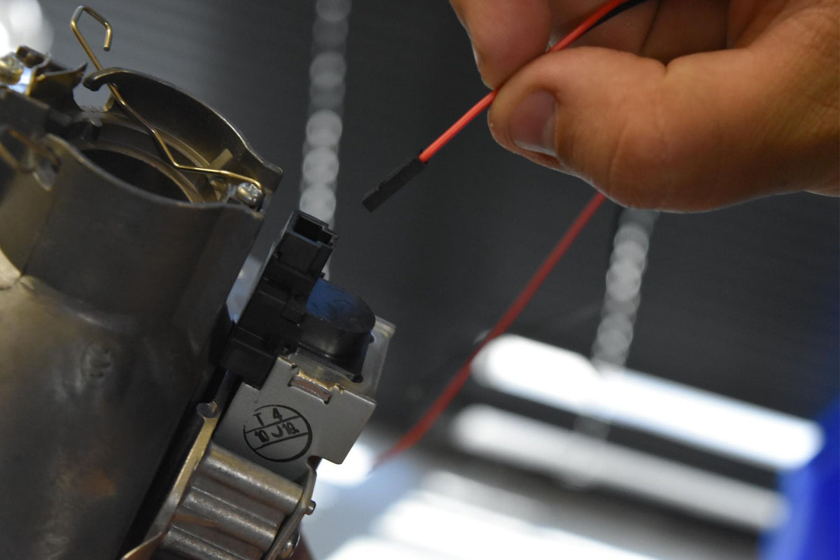 Pigtail: Universal Bi-xenon Solenoid Inputs - Wiring Parts (Image 6 of 6)