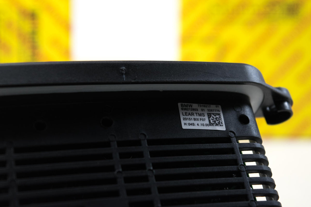 OE Replacement: BMW F07/F10 w/o AFS - Ballasts (OEM) (Image 4 of 4)