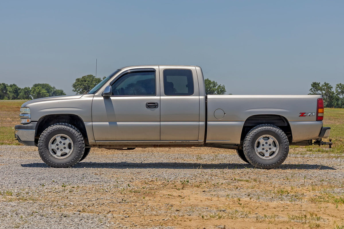 Rear Wheel Well Liners | Chevy/GMC 1500 2WD/4WD (99-06 & Classic) - Wheel Well Liners (Image 6 of 6)