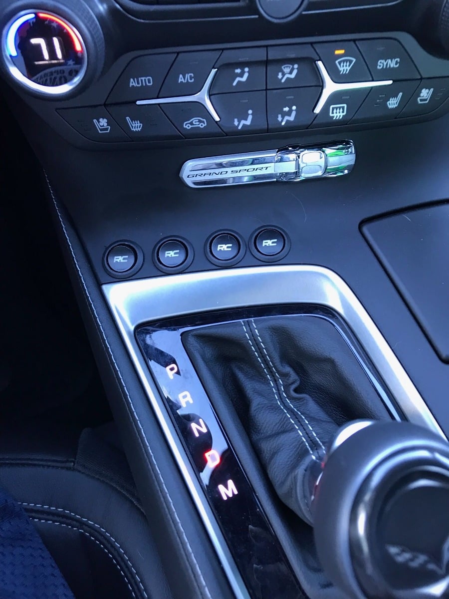 Rocker Switch | Round with Logo - Lighting & Acc (Image 3 of 3)