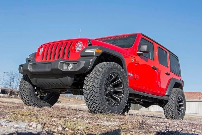 RC 2.5 Inch Lift Kit | Coils | M1 | Jeep Wrangler Unlimited 4WD (2018-2023) (manufacturer page)