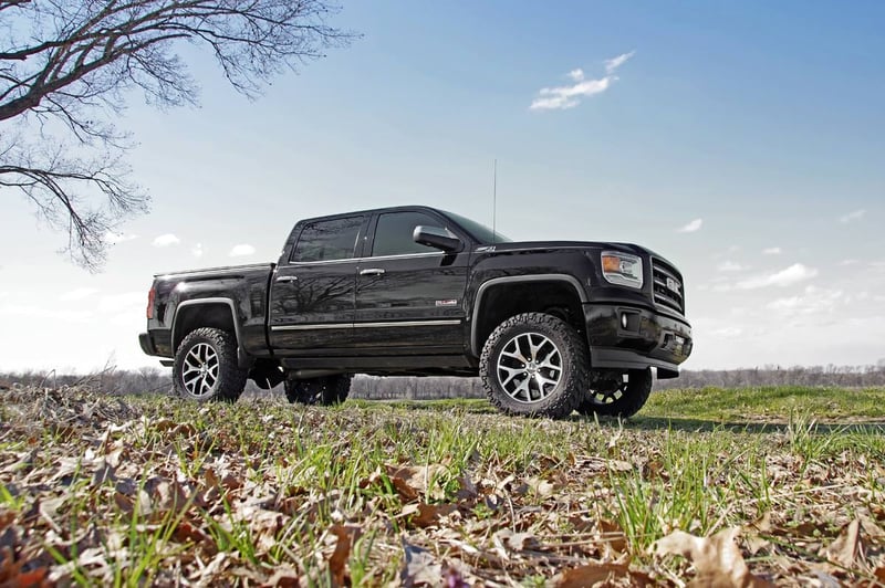 RC 5 Inch Lift Kit | Bracket | Chevy Silverado & GMC Sierra 1500 4WD (2014-2018 & Classic) (manufacturer page)