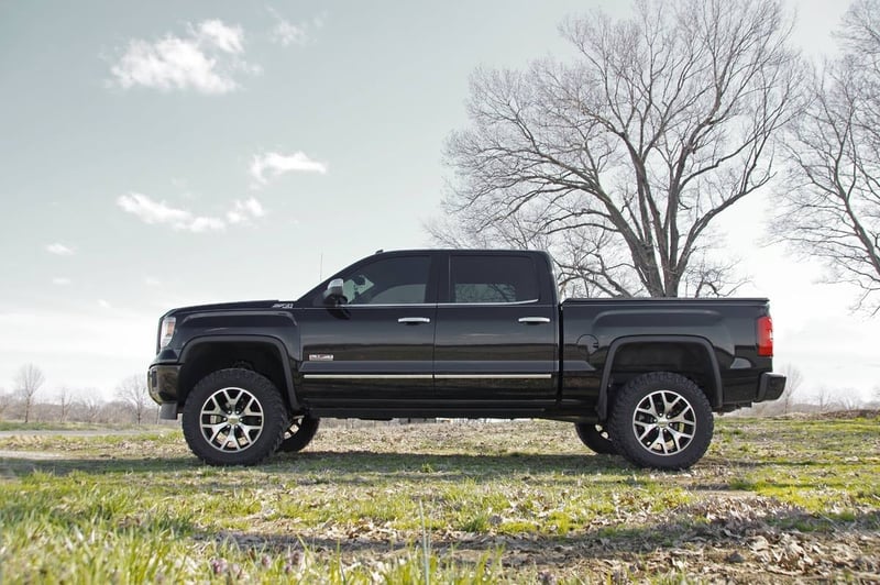 RC 5 Inch Lift Kit | Bracket | N3 Struts | Chevy/GMC 1500 (14-18 & Classic) (manufacturer page)