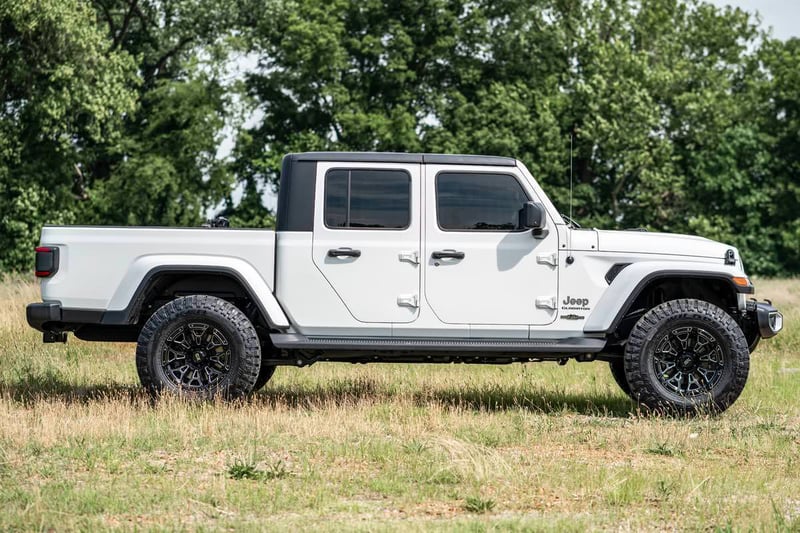 RC 2.5 Inch Leveling Kits | Springs | V2 | Jeep Gladiator JT 4WD (2020-2023) (manufacturer page)