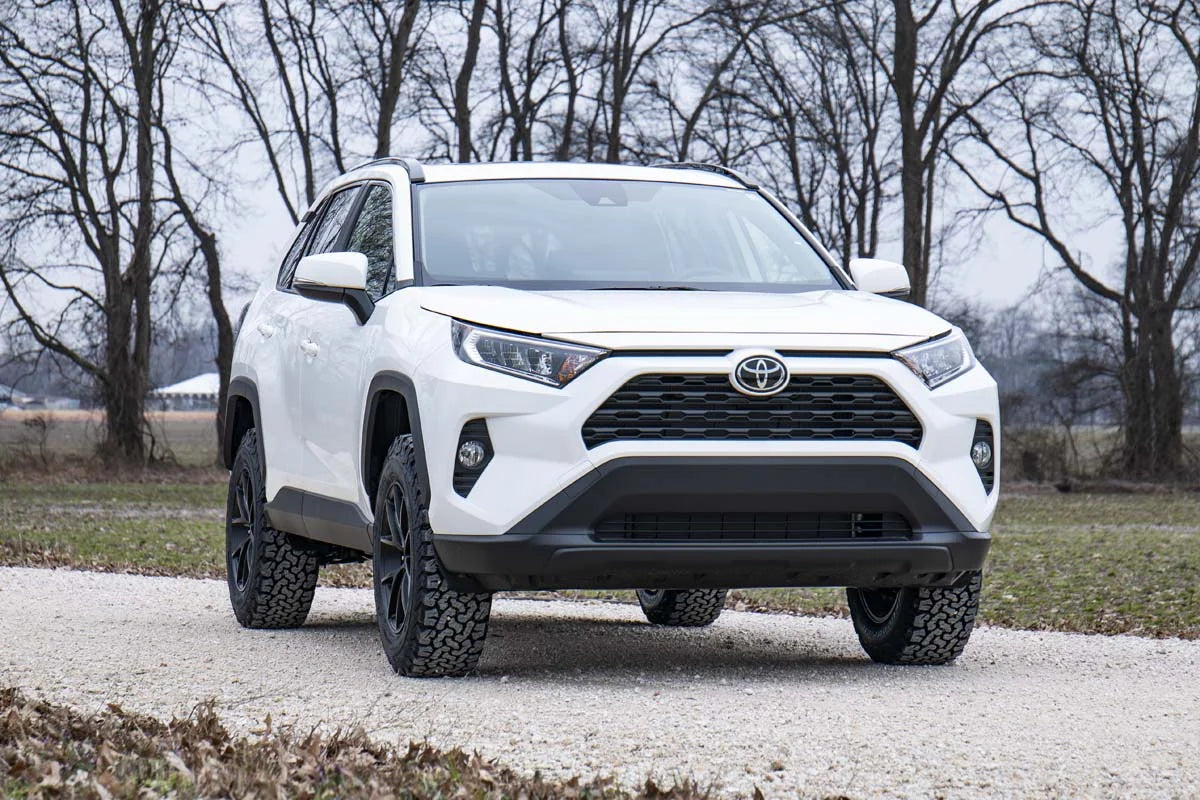 2.5 Inch Lift Kit | Toyota RAV4 2WD/4WD (2019-2023) - Leveling Kits (Image 4 of 6)