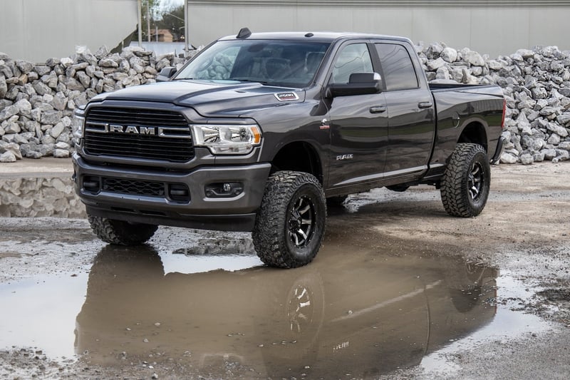 RC 2.5 Inch Leveling Kit | RR Leaf | M1 | Ram 2500 (14-26)/3500 (13-26) (manufacturer page)