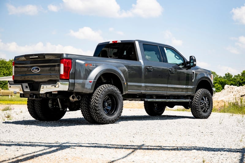 RC 4.5 Inch Lift Kit | Diesel | Dually | Ford F-350 Super Duty 4WD (2017-2022) (manufacturer page)