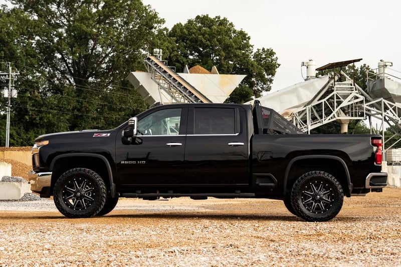 RC 1.5-2 Inch Leveling Kit | M1 | Chevy/GMC 2500HD/3500HD (20-26) (manufacturer page)