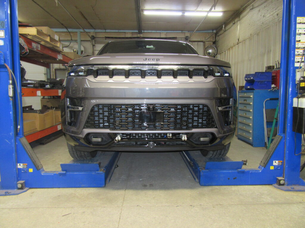 Blue Ox BX1157 Jeep Grand Wagoneer / Wagoneer L Baseplate (2022-2026)