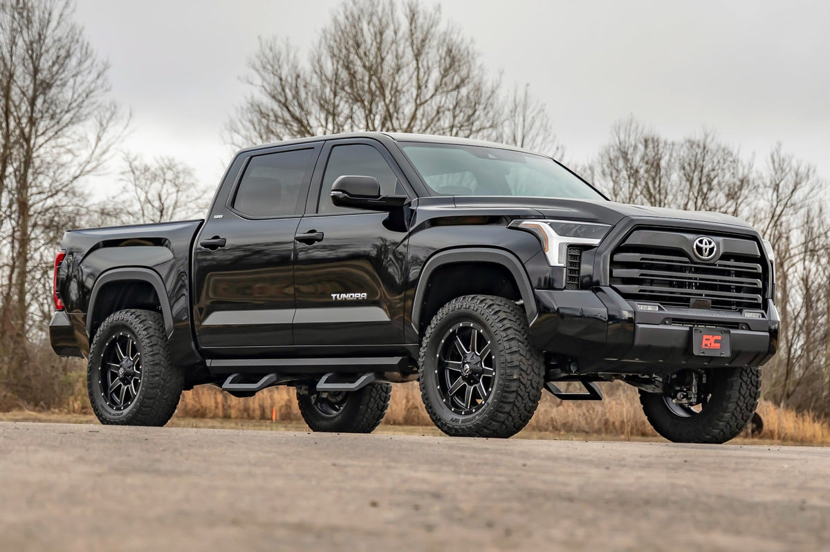 Rough Country 70344 3.5 Inch M1R Lift Kit | Toyota Tundra 4WD (2022-2026) - Studio View 5