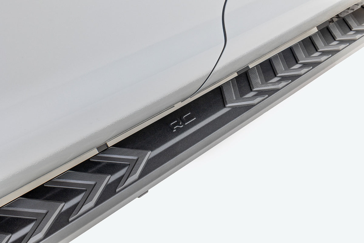BA2 Running Boards | Side Step Bars | Crew Cab | Toyota Tundra 2WD/4WD (07-21) - Steps & Runningboard (Image 4 of 6)