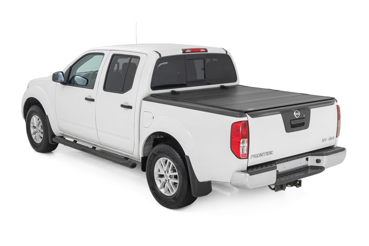 Hard Tri-Fold Flip Up Bed Cover | 5' Bed | Nissan Frontier 2WD/4WD (05-21) - Bed Covers (Image 3 of 6)