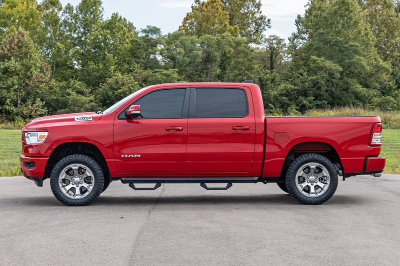 RC SRX2 Adj Aluminum Step | Crew Cab | Ram 1500 (19-26)/1500 TRX (21-24) (manufacturer page)