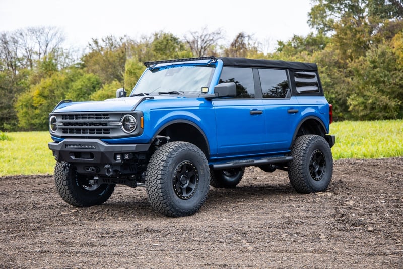 RC Oval Nerf Step | 4-Door | Black | Ford Bronco 4WD (2021-2026) (manufacturer page)