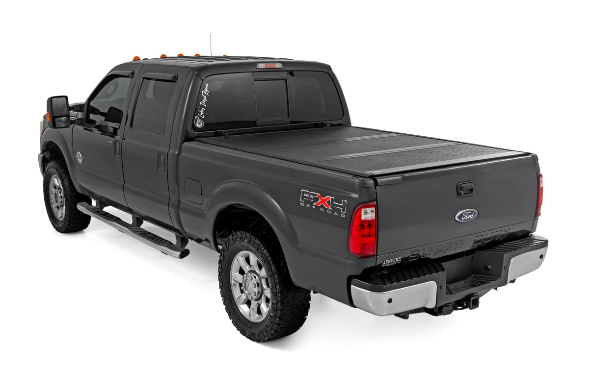 Hard Low Profile Bed Cover | 6'10" Bed | Ford F-250/F-350 Super Duty (99-16) - Bed Covers (Image 3 of 6)