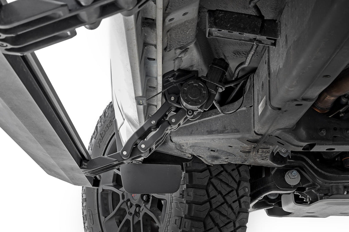 Power Running Boards | Dual Electric Motor | CrewMax | Toyota Tundra (22-26) - Steps & Runningboard (Image 6 of 6)