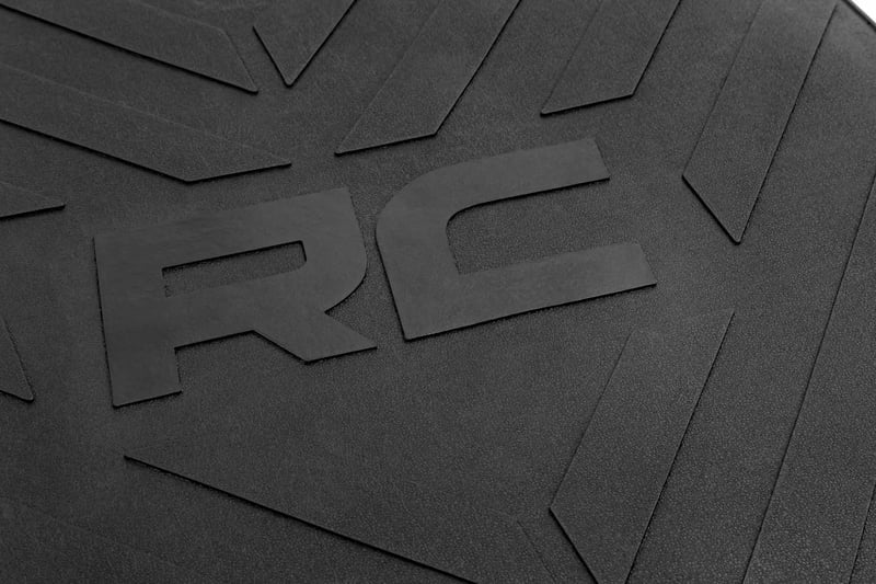RC Bed Mat | 5' Bed | Toyota Tacoma 2WD/4WD (2005-2023) (manufacturer page)