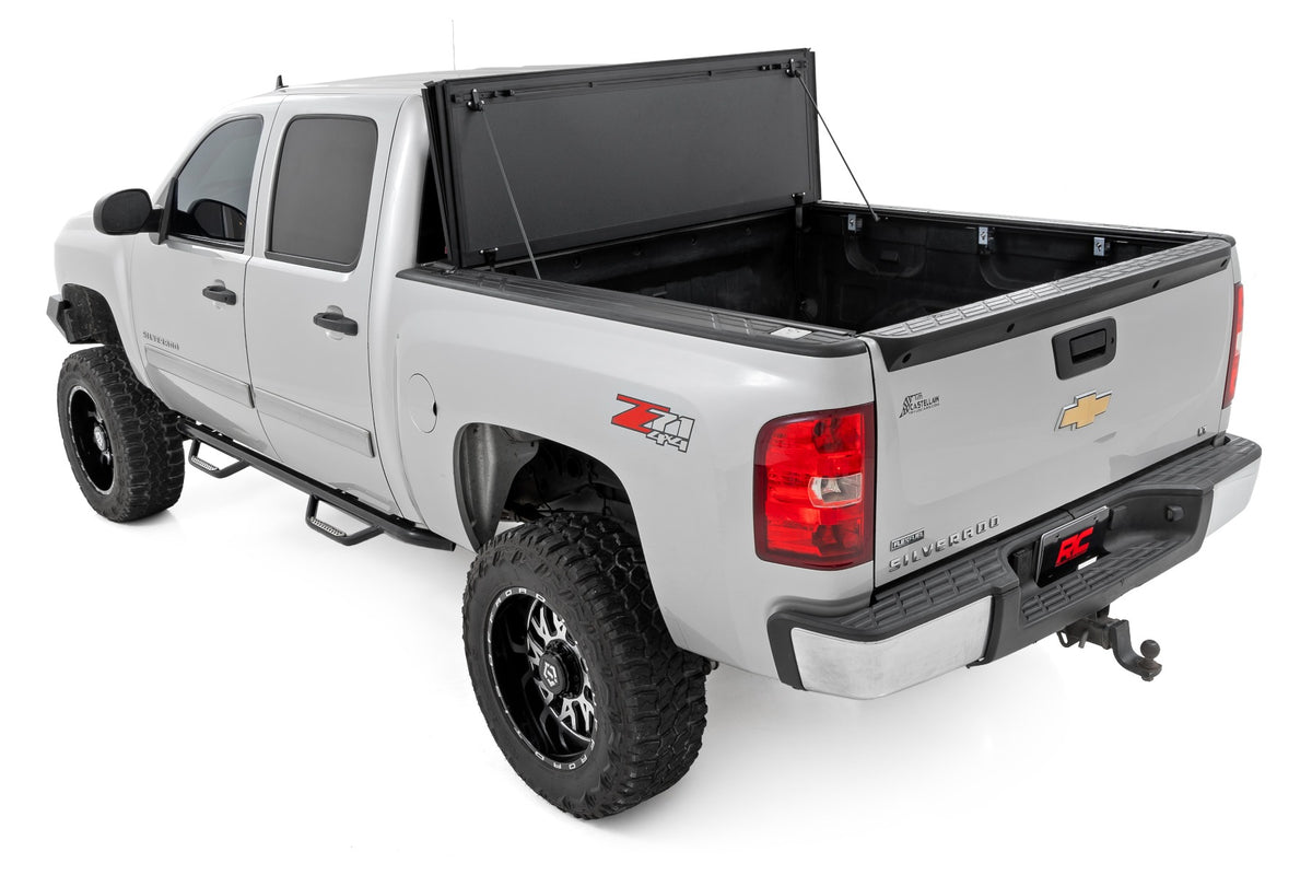 Hard Tri-Fold Flip Up Bed Cover | 5'9" Bed | Chevy/GMC 1500 (07-13) - Bed Covers (Image 6 of 6)