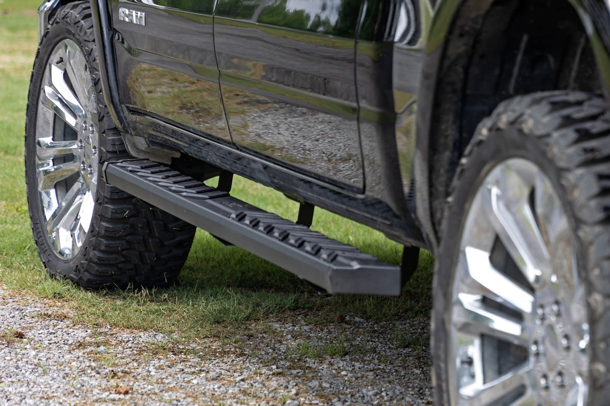 BA2 Running Board | Side Step Bars | Ram 1500 (19-26)/1500 TRX (21-24) - Steps & Runningboard (Image 5 of 6)