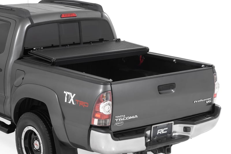 RC Hard Low Profile Bed Cover | 5' Bed | Toyota Tacoma 2WD/4WD (05-15) (manufacturer page)