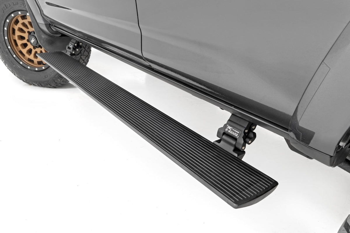 Power Running Boards | Dual Electric Motor | Toyota 4Runner 2WD/4WD (10-24) - Steps & Runningboard (Image 1 of 6)