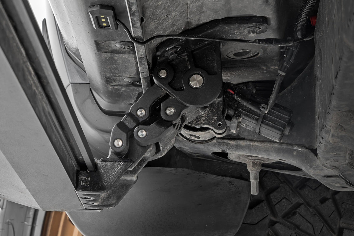 Power Running Boards | Dual Electric Motor | Toyota 4Runner 2WD/4WD (10-24) - Steps & Runningboard (Image 5 of 6)