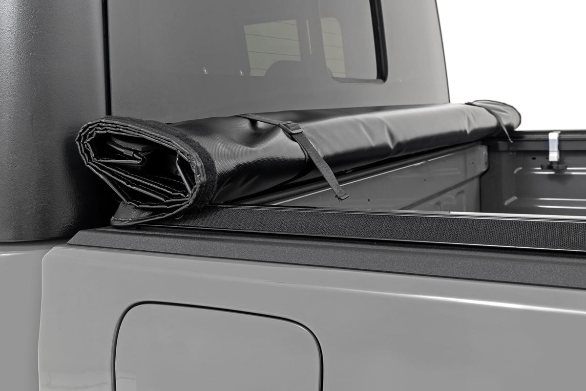 Soft Roll Up Bed Cover | 5 Bed | Jeep Gladiator JT 4WD (2020-2026) - Bed Covers (Image 5 of 6)