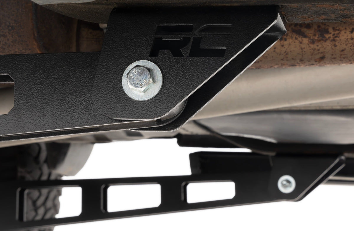 Traction Bar Kit | Chevy/GMC Sierra 1500 (19-26)/Silverado 1500 (19-26) - Susp Accessories (Image 3 of 6)
