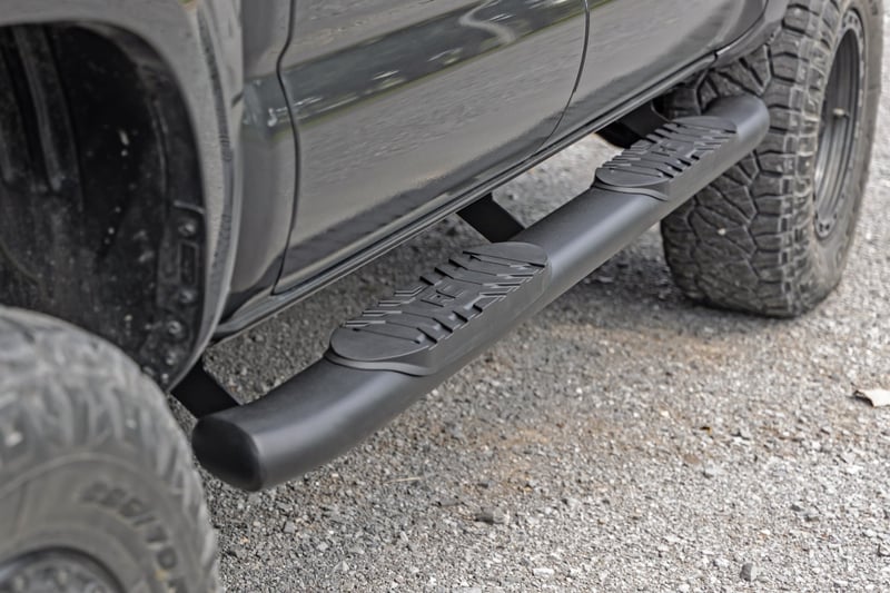 RC Oval Nerf Step | Double Cab | Black | Toyota Tacoma 2WD/4WD (2005-2023) (manufacturer page)