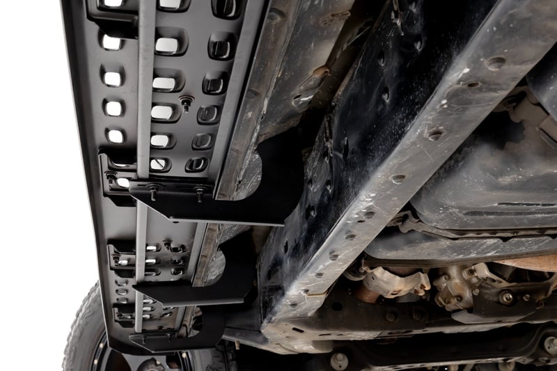 RC RPT2 Running Board | Crew Cab | Black | Toyota Tundra 2WD/4WD (2007-2021) (manufacturer page)