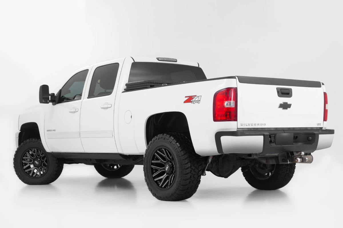 Rough Country 95 Series Wheel | One-Piece | Gloss Black Machined | 20x10 | 8x180 | -19mm - RC Wheels (Image 4 of 5)