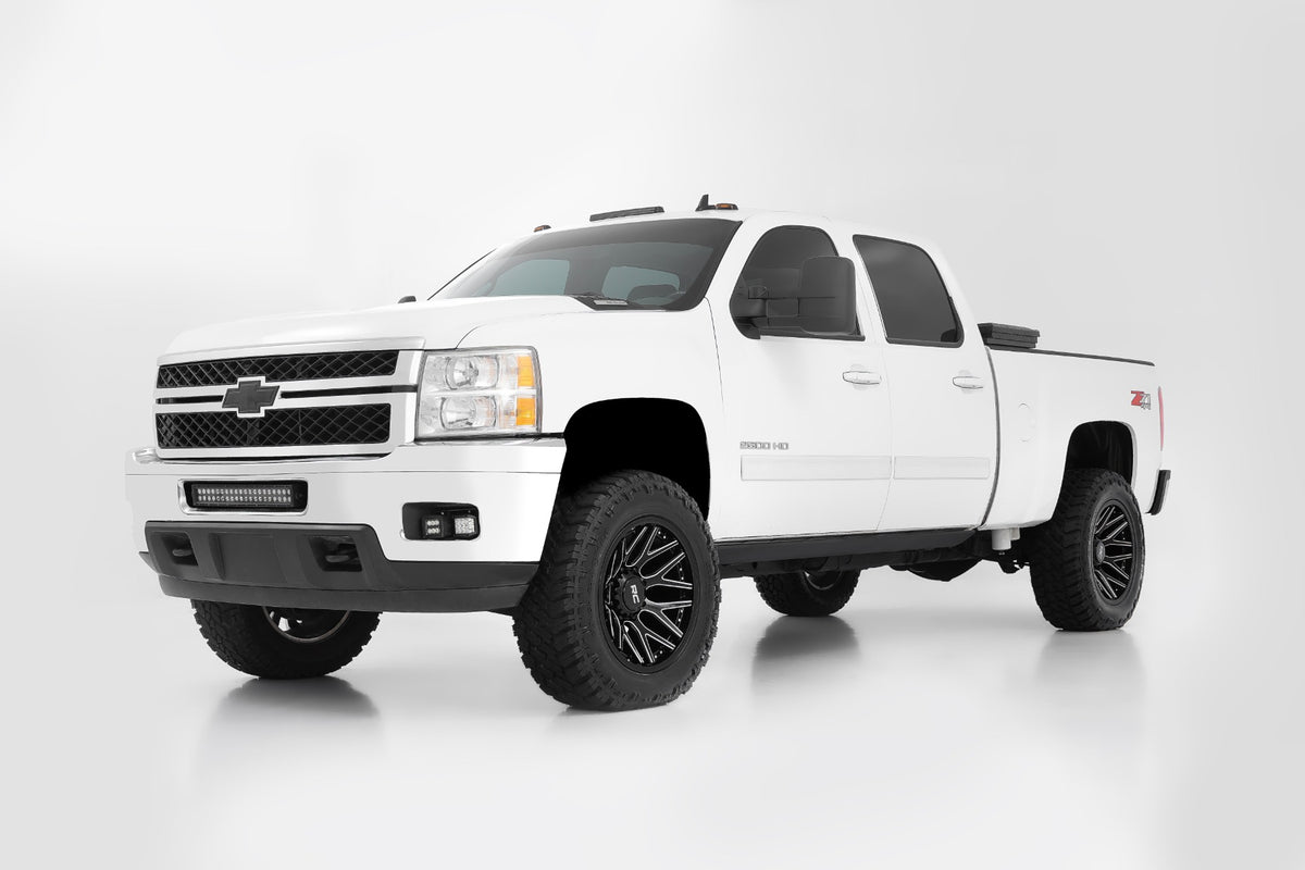 Rough Country 95 Series Wheel | One-Piece | Gloss Black Machined | 20x10 | 8x180 | -19mm - RC Wheels (Image 3 of 5)