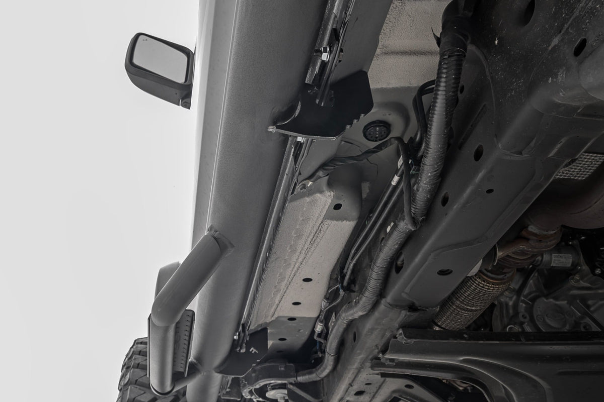 Nerf Steps | Wheel to Wheel | 2 Door | Ford Bronco (2 Door) 4WD (2021-2026) - Steps & Runningboard (Image 3 of 6)