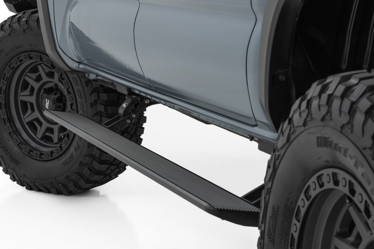 Power Running Boards | Double Cab | Toyota Tacoma 2WD/4WD (2005-2023) - Steps & Runningboard (Image 1 of 6)
